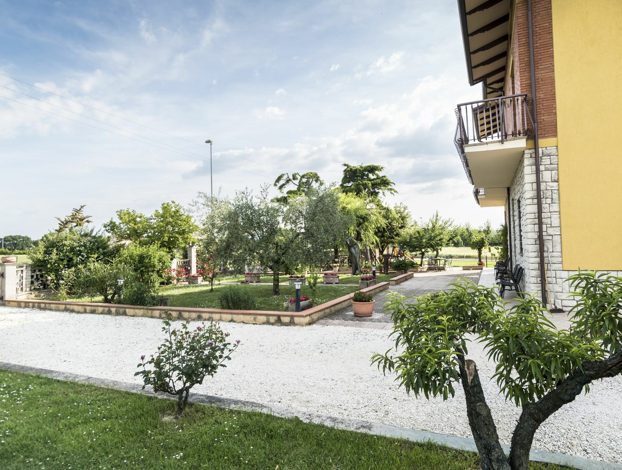 Camere Mariella Ассизи Экстерьер фото